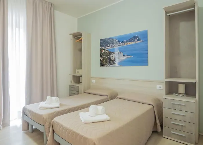 La Bussola Hotell