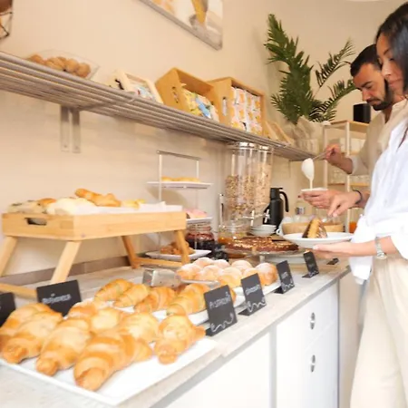 מלון La Bussola 3*