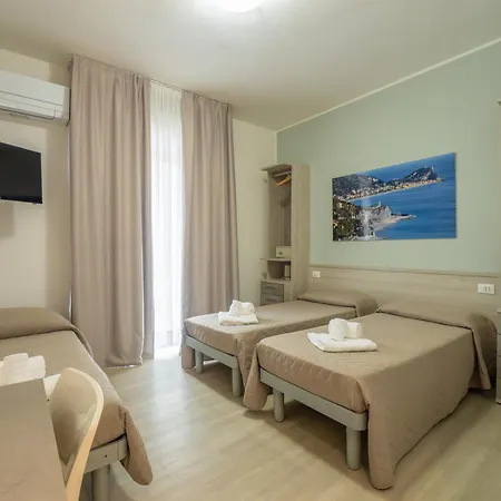 Hotel La Bussola 3*