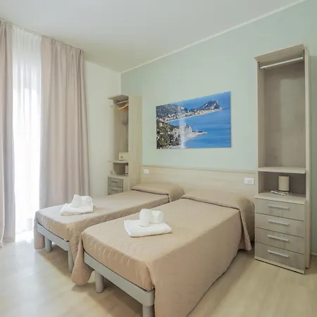 La Bussola Hotel