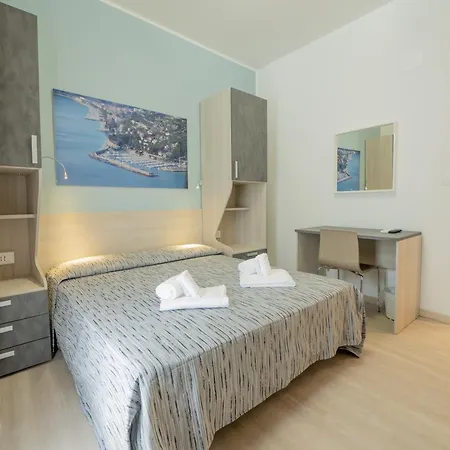 Hotel La Bussola 3*